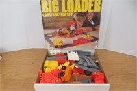 Vintage Big Loader Construction Set
