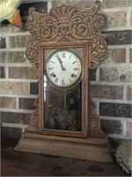 Antique Oak Case Mantel/Shelf Clock