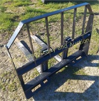 PALLET FORKS FOR SKID STEER