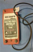 Red Snap'r Electric Fence Controller