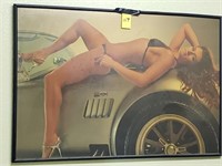 Photo Woman on top of Shelby Cobra
