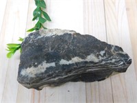 ROCK STONE LAPIDARY SPECIMEN