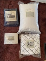 (ALL NEW) BELLA RUSSO 3PC REVERSIBLE COVERLET SET,