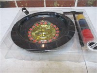 Table Top Roulette Wheel & Chips