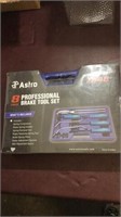 Astro 8 Professional Break ToolSet Brand New