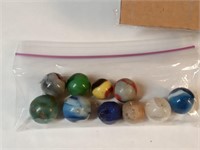 10 larger vtg marbles + box with vtg & some modern