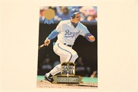 1993 Leaf George Brett no. 7 Heading for the Hall