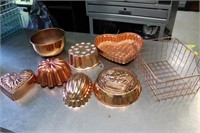 Copper colored pans, basket