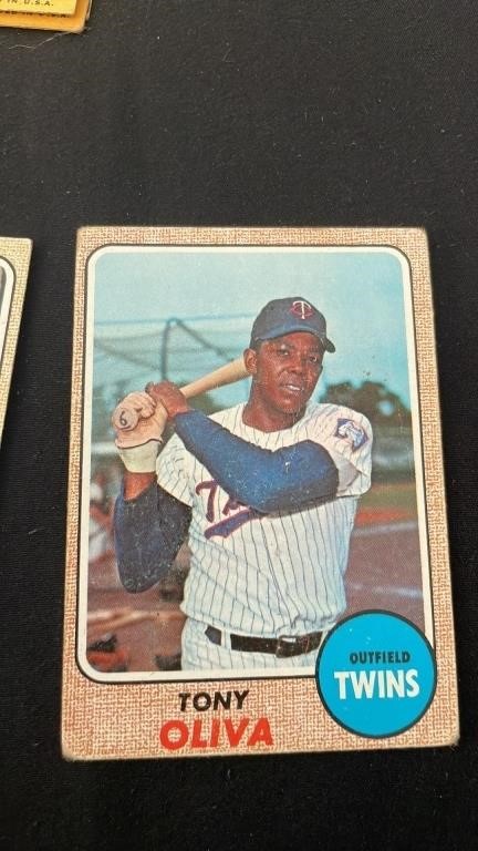 154: Sports Cards: Vintage and modern. collectibls, Toys and