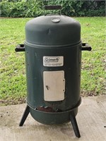 Coleman Deluxe Charcoal Smoker / Grill