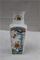 Miyako (Imari ware) porcelain vase, 10.25"H
