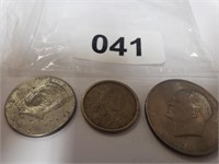 3 US COINS KENNEDY HALF, IKE DOLLAR, SACAGAWEA $1