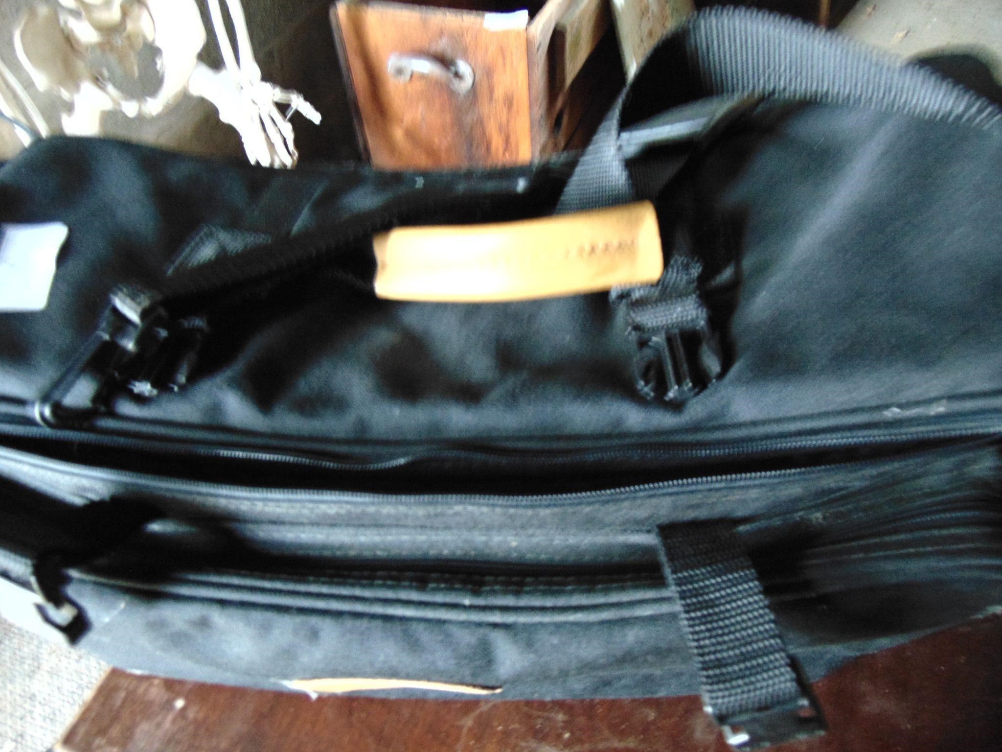 Waller Bag with Shoulder Strap & Internal Dividers