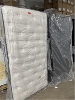 Full size BeautyRest 12in twin mattress & box