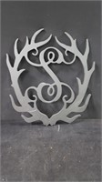 MONOGRAMMED "S" WALL PLAQUE