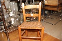 2 ft Chair