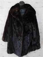 ESTATE GILBERT KAY FURS FUR COAT SIZE LARGE VINTAG