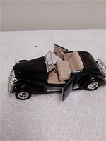 1534 Ford Coupe convertible diecast