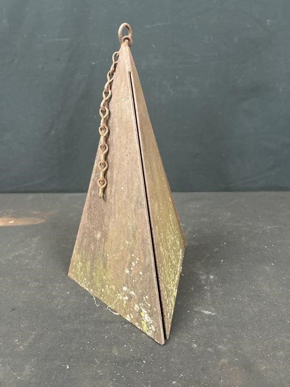 Cast-iron wind, chime 12 inches tall