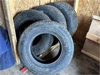 (4) COOPER TIRES EVOLUTION (M + S 245/70R16)