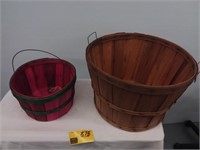 Bushel and peck basket