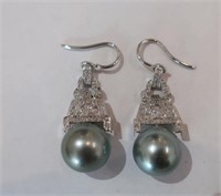 18ct white gold pearl and Diamond drop earrings