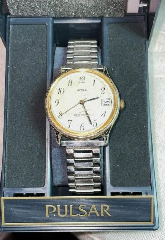Vintage Men's Timex Acqua Calendar Wristwatch