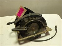 Black & Decker 7 1/4" circular saw, works