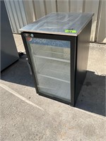 True GDM-6 commercial glass door refrigerator