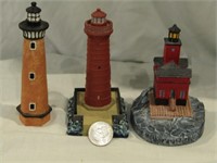 3 Small Lighthouses & Literature
