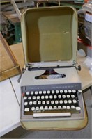 Remmington Monarch Portable Typewritter