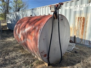Fuel tank with pump (approx. half full red dye