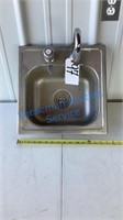 STAINLESS SINK WITH FAUCET