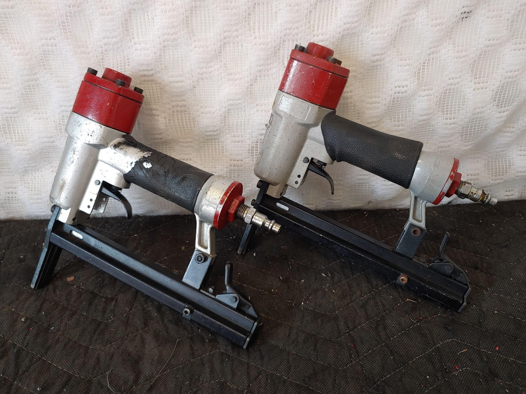 Pair of pneumatic staplers