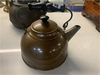 COPPER KETTLE MADE IN ENGLAND