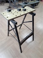 >Expandable work bench table