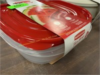 2 Rubbermaid 11.7c food  storage containers