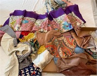 L - MIXED LOT OF SCARVES (C28)