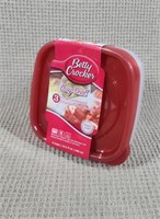 Betty Crocker Easy Seal Storage Containers