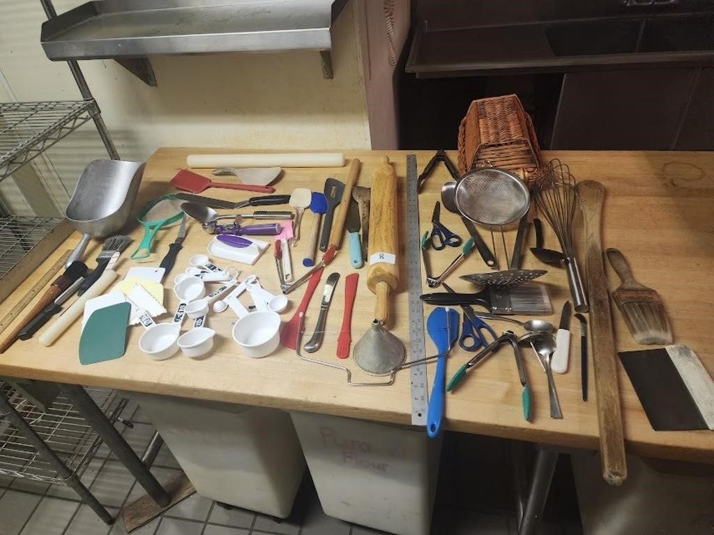 LOT UTENSILS