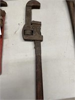 Pipe wrench