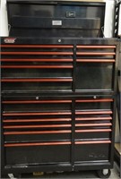 Holmak Rolling Tool box and tool contents