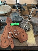 LARGE WHEEL PAIR OF SPURS & LEATHER STRAPS