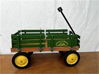 John Deere Childs Pull Wagon