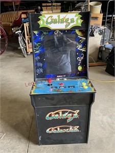 Galaga arcade game, works