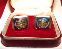 SET OF CUFF LINKS - 22 CT. GOLD PLATED
