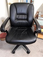 Executive Style Swivel Office Chair on Casters -