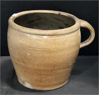 Harrisburg Cowden Stoneware Pot.