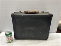 Portable briefcase