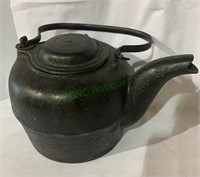 Antique cast-iron tea kettle, number four 4 size